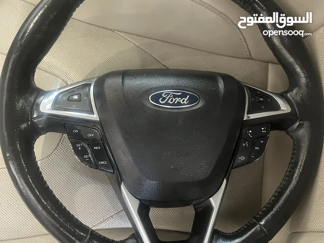 طارة ستيرنج اصلية كاملة فورد فيوجن موديل سنة 2013 لغاية 2018 بحالة جيدة جدا للبيع