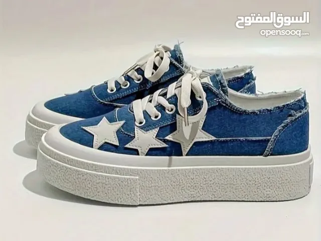 حذاء شي إن