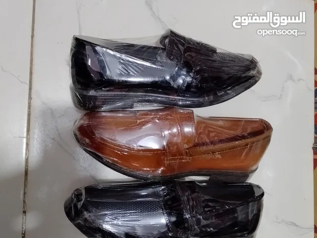 جزمه كلاسيك جلد مريحه