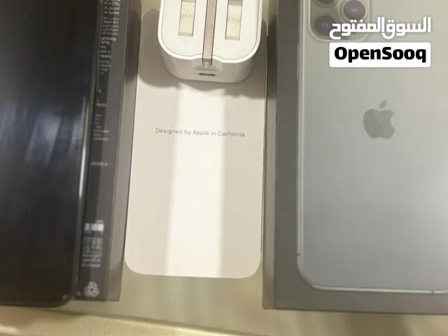 إيفون11 برو. الحق نظيف و يمكن احد يسبقك