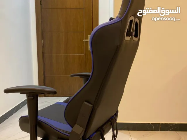 Chairs & Desks in Amman