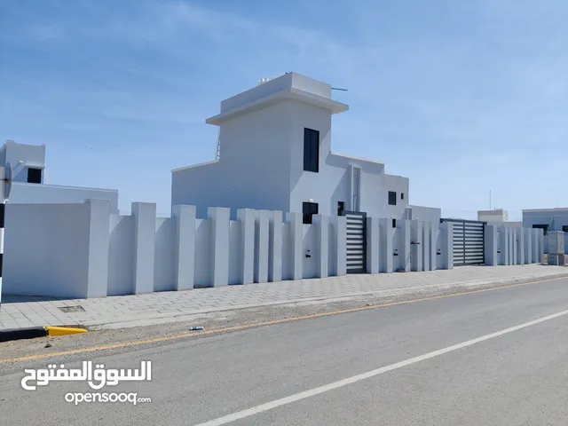 125 m2 2 Bedrooms Villa for Rent in Al Batinah Barka