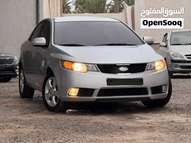 2010 كيا فورتي GT