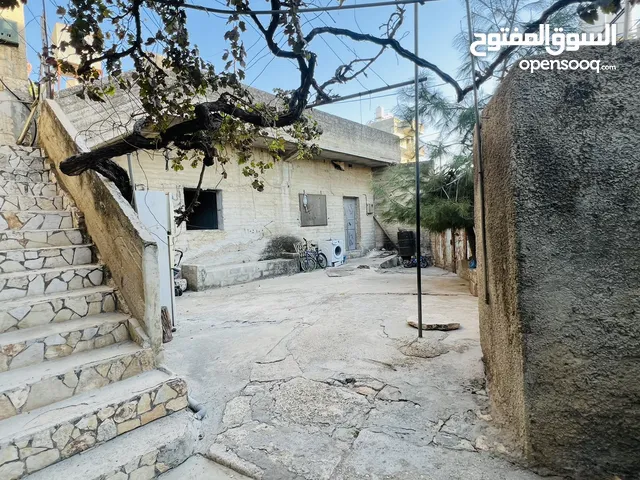 200 m2 4 Bedrooms Townhouse for Sale in Qalqilya Immatin