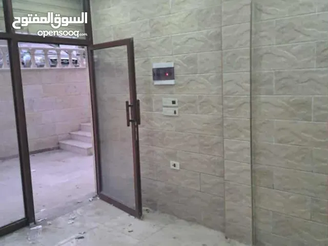 محلين تجاريين اكساء سوبر