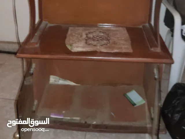 دولاب وسريرين وتربيزة كومودينو