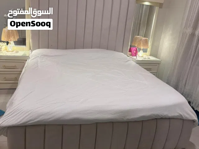 غرفة نوم استعمال شهرين للبيع تفصيل