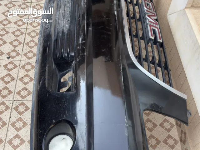 بيع – صدام جمس يوكن 2009 أمامي