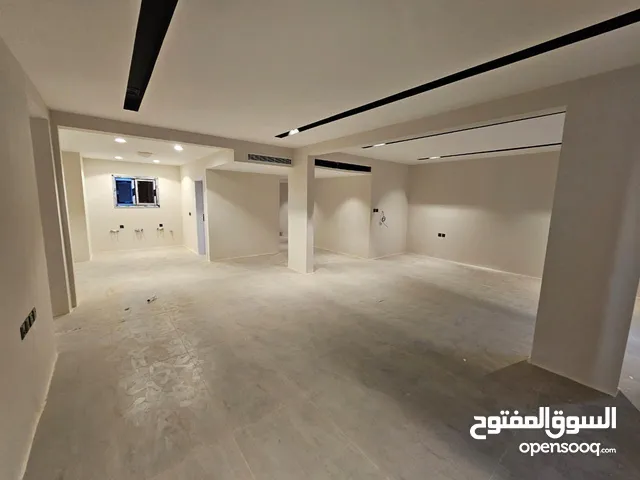 180 m2 4 Bedrooms Apartments for Rent in Al Riyadh An Narjis