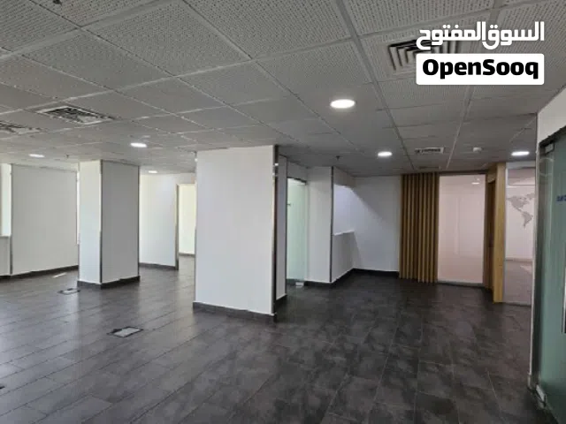 44022 \  محل للإيجار في الصويفية موقع حيوي وبسعر مميز
