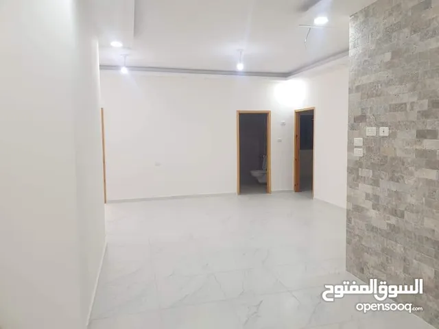 150 m2 3 Bedrooms Apartments for Sale in Tulkarm Irtah