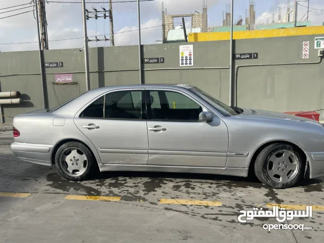 1999 Mercedes Benz E-Class E 200