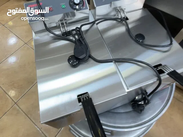 معدات حلويات و مطعم جديدة لم تُستعمل للبيع