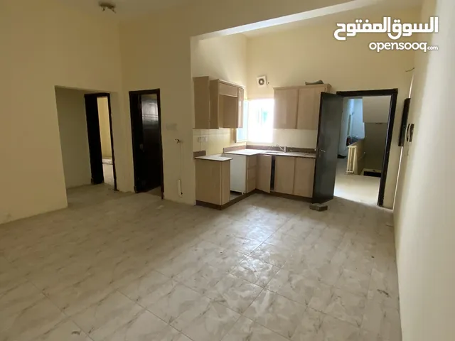 120m2 2 Bedrooms Apartments for Rent in Muharraq Muharraq City