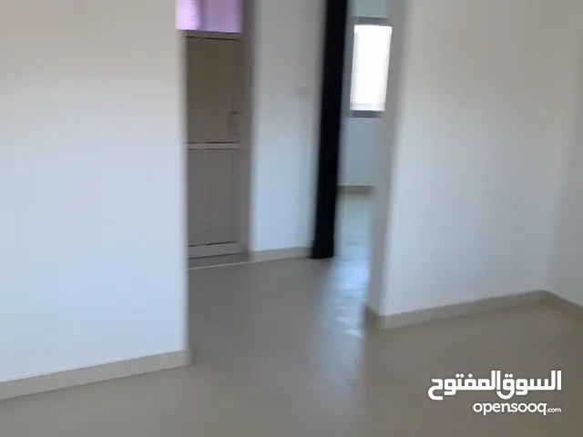 150 m2 3 Bedrooms Apartments for Rent in Central Governorate Jid Ali