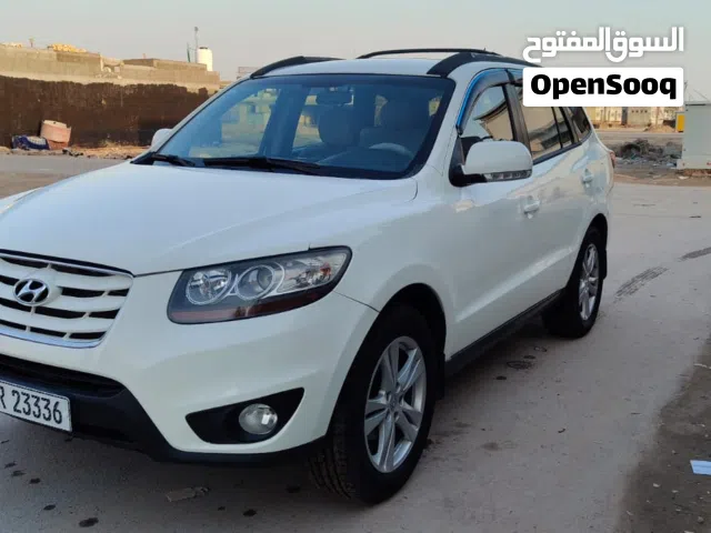 Used Hyundai Santa Fe in Basra