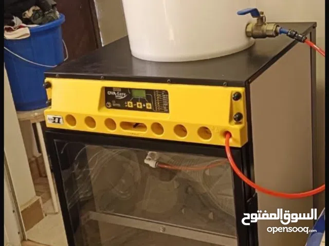 فقاسه نايف 180 بيضه بحاله جيده جدا