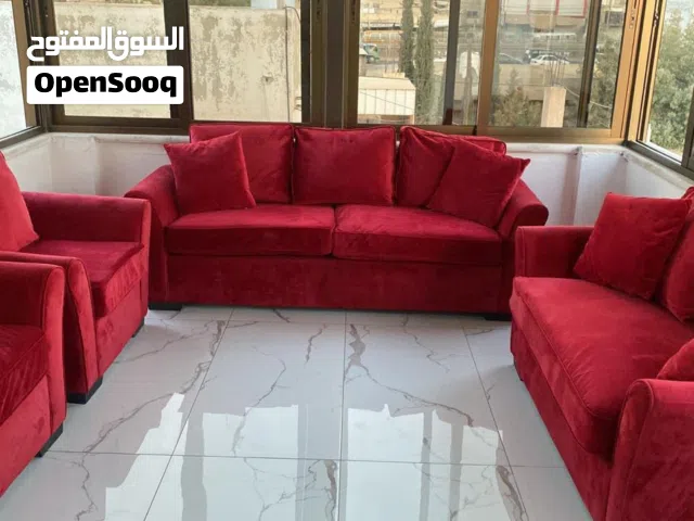 طقم كنب أمريكي بحاله ممتازه