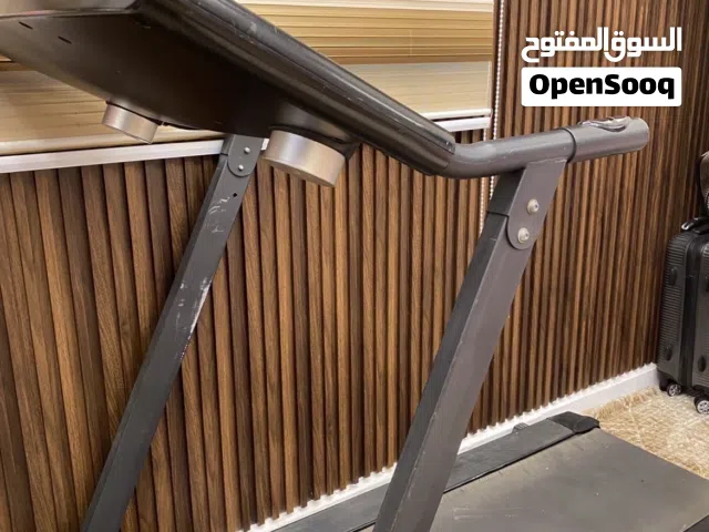 جهاز مشي للرياضة