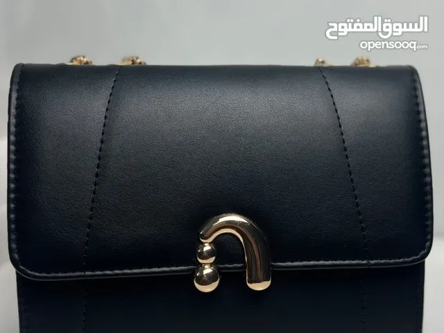 Other Hand Bags for sale  in Al Sharqiya
