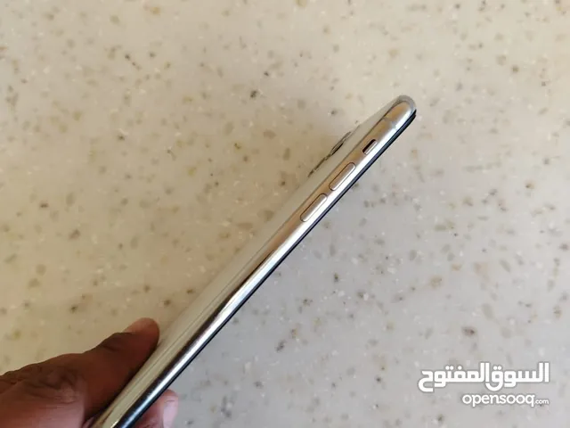 ايفون 11 pro max