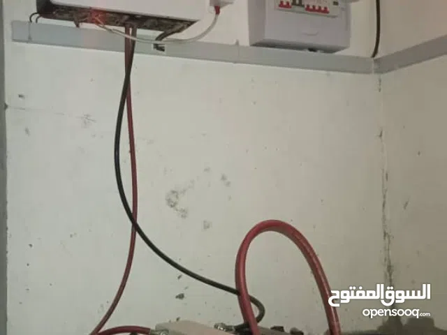 منظومة كامله مع مكيف بالطاقه الشمسيه