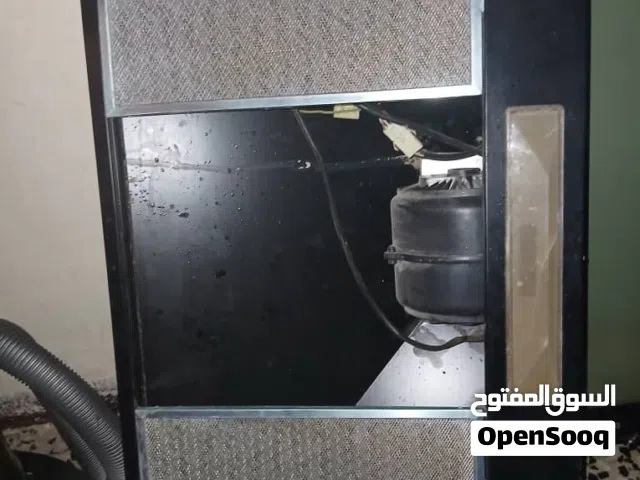 شفاط مستعمل الوحد الوسطيه مكسر بي 130 طول 90العرض44.5