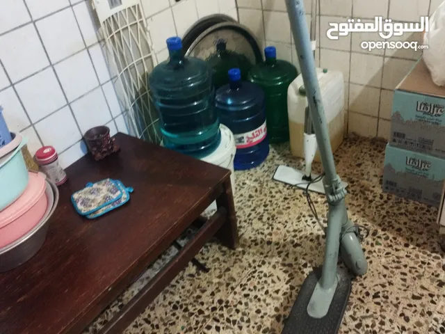 سكوتر كهربائي للبيع فول مواصفات تحديد مسار وجود ثلاث انضمه نضيف جدا نضافته %99