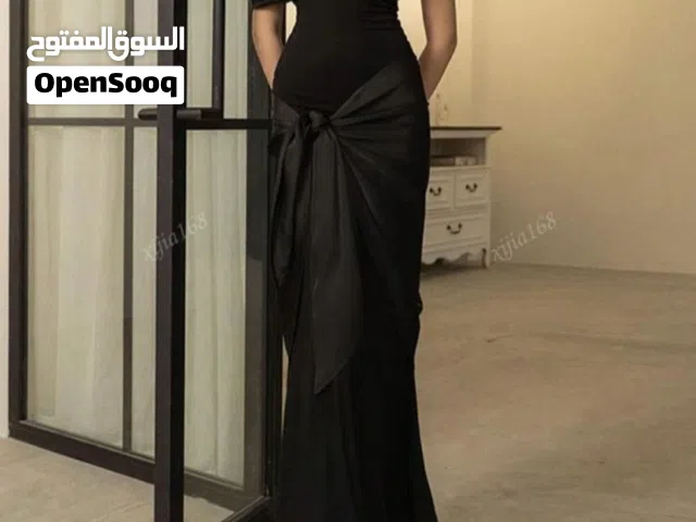 فستان أسود .. غير ملبوس ابداً
