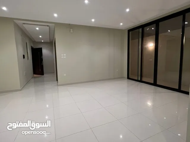 135 m2 3 Bedrooms Apartments for Rent in Al Riyadh Dhahrat Laban