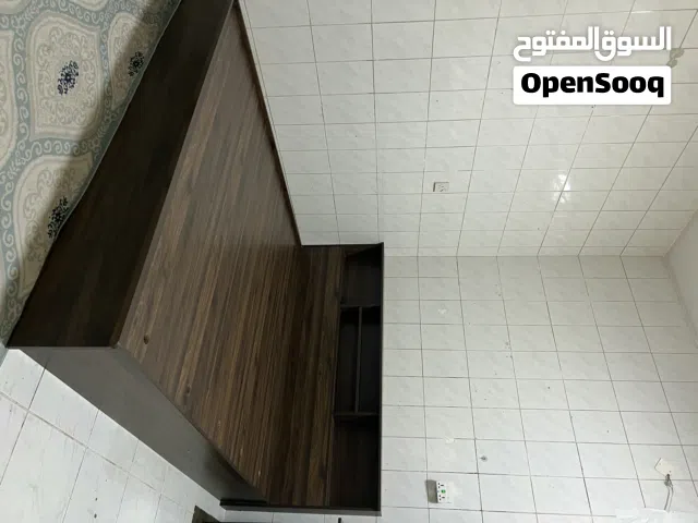 BEDROOM FURNITURE SET FOR SALE - GOOD CONDITION