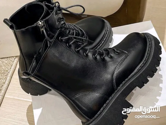 Black Combat Boots – Size 40