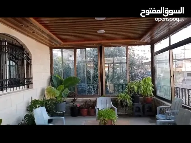 منزل مستقل للبيع السلط الصافح بجانب مسجد حفصه ومدرسة آمنه بنت وهب