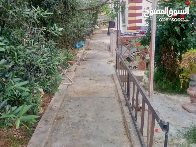 170 ft 5 Bedrooms Townhouse for Sale in Zarqa Al Hashemieh