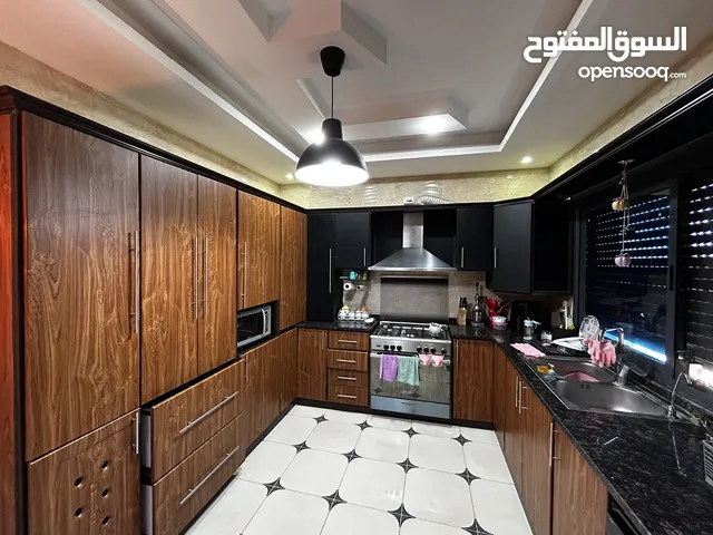 شقة سوبر ديلوكس - مع امكانية البدل على ارض في عمان