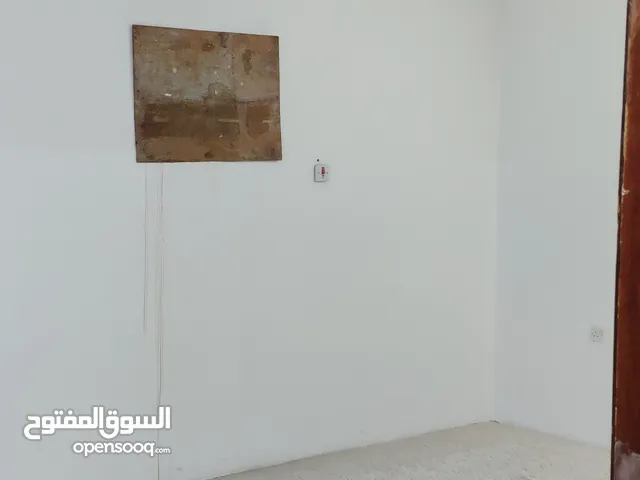 200m2 4 Bedrooms Townhouse for Rent in Muharraq Hidd