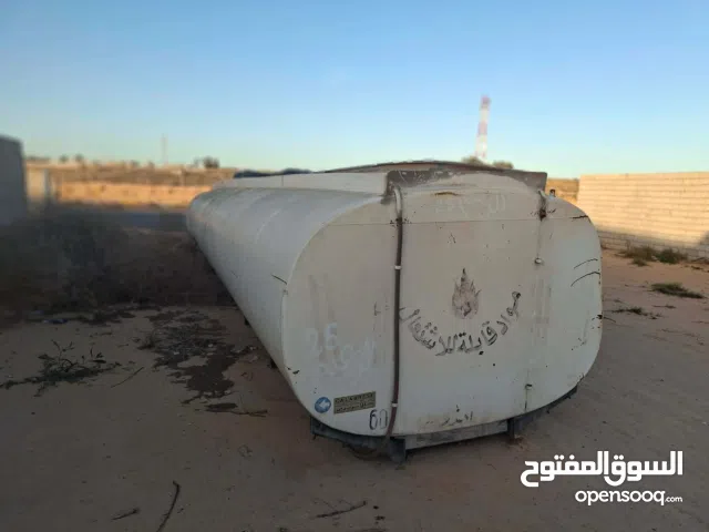 خزان حمولة 40 الف