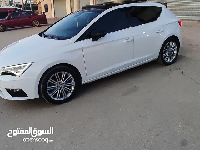 سياره شركه ماشيه 40 ألف  فل الفل اكسلنس تشغيل بصمه