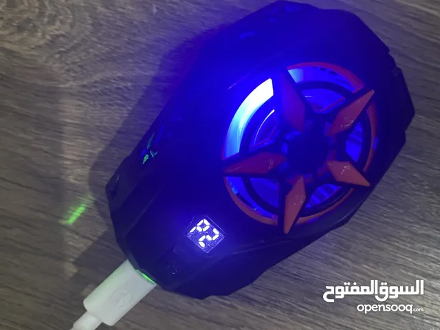 مبرد ببجي  • يخدم ع طقتين الاولى لتبريد الهاتف  • التانيه لل العاب  •  المكان سوق الجمعه