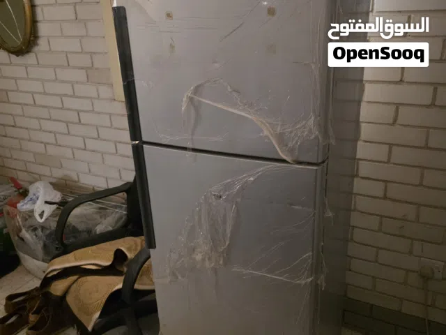 ثلاجة وغسالة شارب