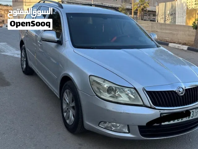 2011 سكودا اوكتافيا Standard