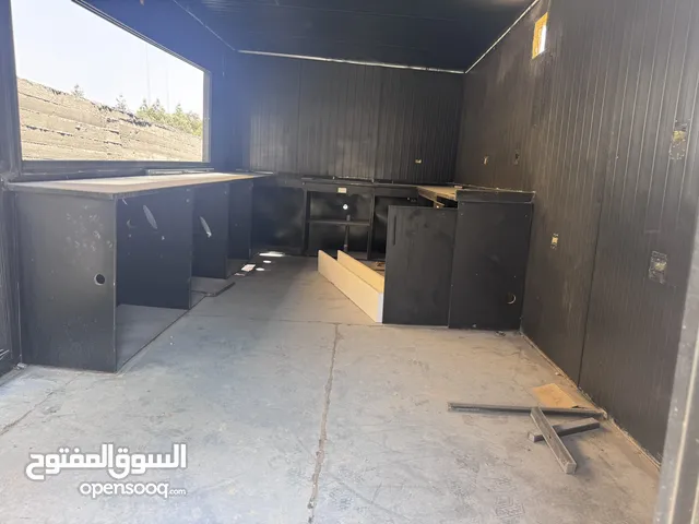 كرفان 6*3 متر مع مطبخ و رخام جالاكسي مجهز بالكامل