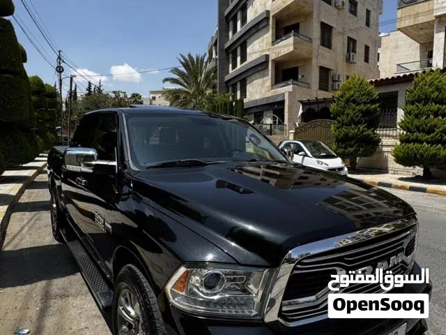 2015 دودج رام Laramie