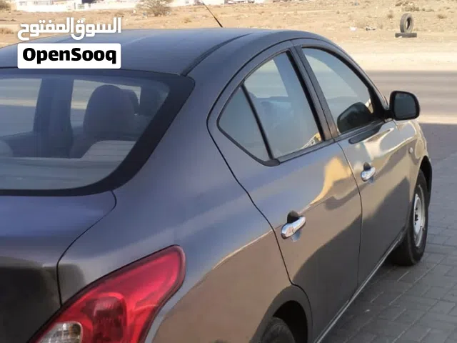 2013 نيسان صني S