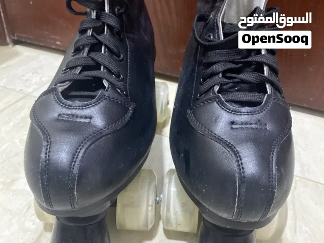 سكيت رول ، roller skate