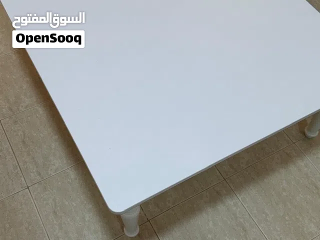 طاوله قهوه راقيه أصليه ماركه