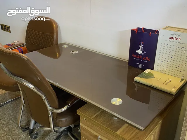 اثاث مكتبي مستعمل للبيع بنص السعر ، بغداد الكاظمية