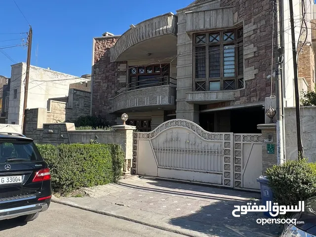 450m2 5 Bedrooms Townhouse for Sale in Baghdad Karadah