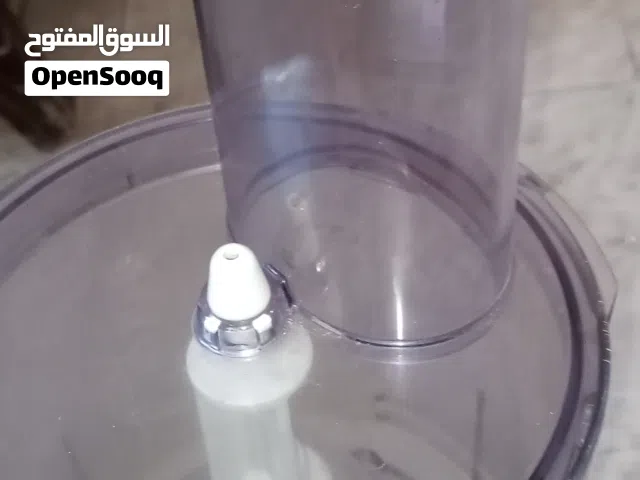 محضرة طعام بدون ماتور للبيع نوع براون الاصلي  جميع القطع شغالة وشبه جديد