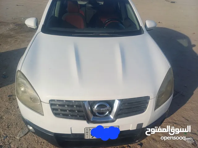 للبيع نيسان  قاشقاى م2008 مشى 266الف